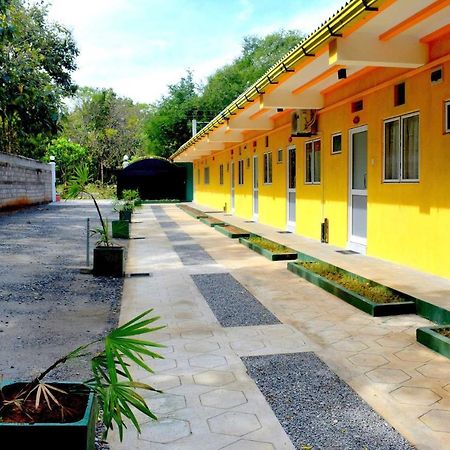 Sri Mayura Holiday Resort Kataragama Exteriér fotografie