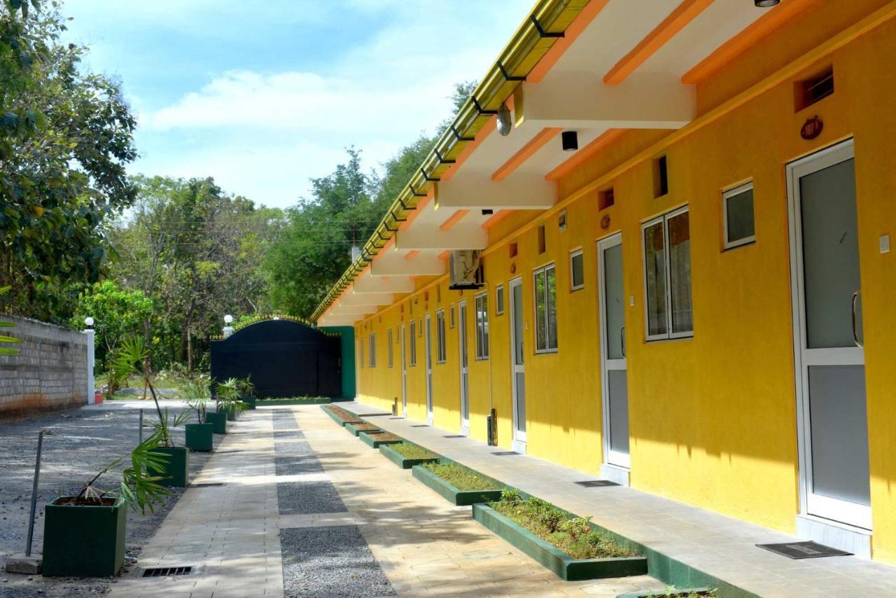 Sri Mayura Holiday Resort Kataragama Exteriér fotografie