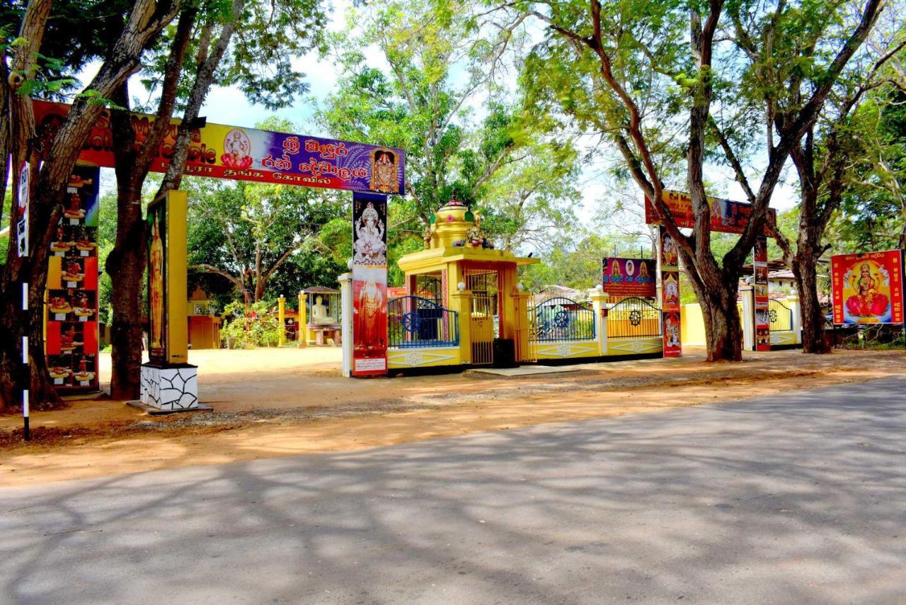 Sri Mayura Holiday Resort Kataragama Exteriér fotografie